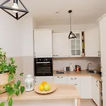 Lux City With Parking