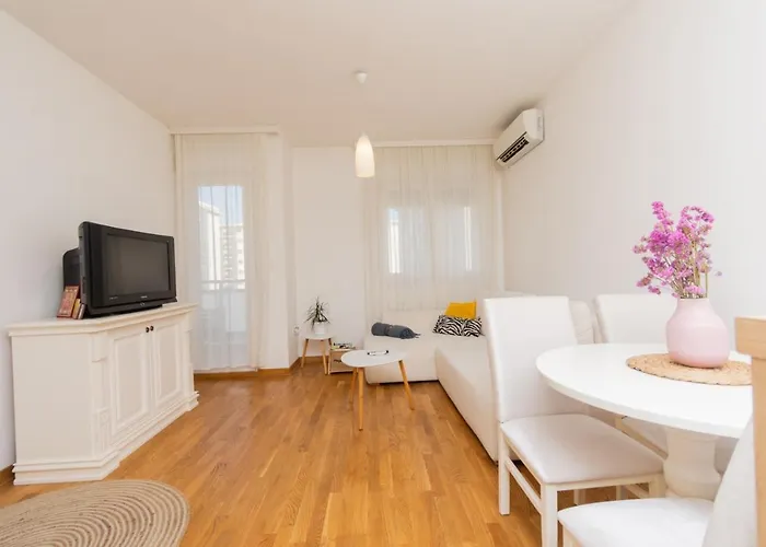 Daire Lux City With Parking *