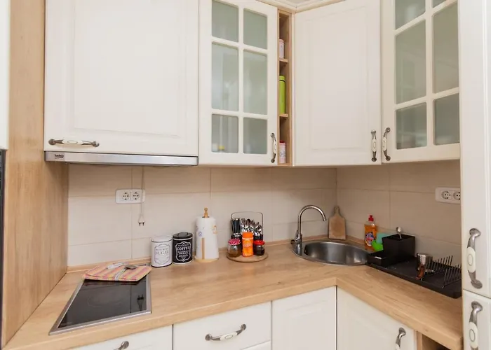 Lux City With Parking